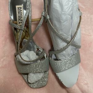 Women’s heals, size 8.5 run small